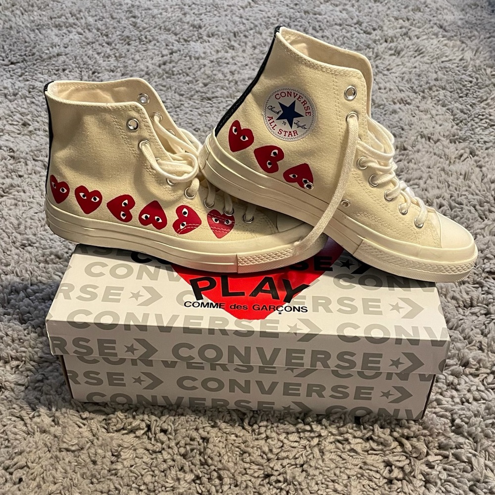 OFF WHITE-CONVERSE X COMME DES GARCONS PLAY ALL STAR CHUCK '70 HI "MULTI HEART"